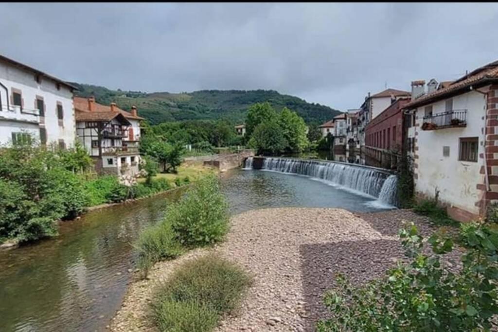 Apartamento Buruntzali Elizondo Bagian luar foto
