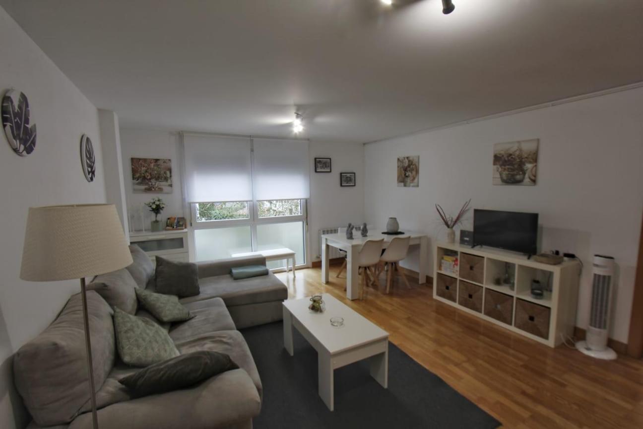 Apartamento Buruntzali Elizondo Bagian luar foto
